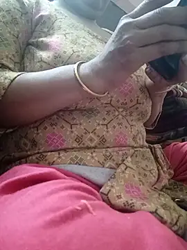 Snapshot of Jeya_thakur chatting on 12/16/25, 07:02 Jeya thakur online show from 12/16/25, 07:02