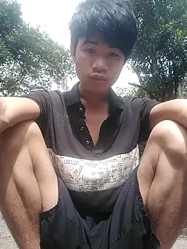 Snapshot of Nhyy_xx chatting on 09/20/25, 02:23 Nhyy xx online show from 09/20/25, 02:23