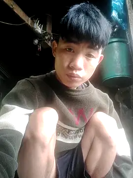 Snapshot of Nhyy_xx chatting on 10/23/25, 01:16 Nhyy xx online show from 10/23/25, 01:16