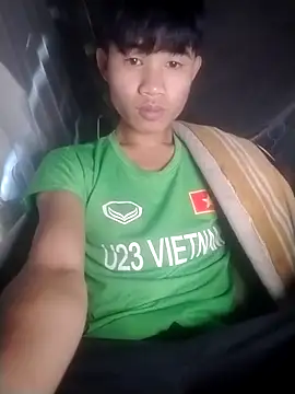 Snapshot of Nhyy_xx chatting on 11/12/25, 08:15 Nhyy xx online show from 11/12/25, 08:15