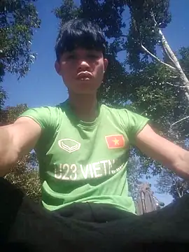 Snapshot of Nhyy_xx chatting on 11/23/25, 05:51 Nhyy xx online show from 11/23/25, 05:51