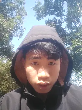 Snapshot of Nhyy_xx chatting on 11/24/25, 06:24 Nhyy xx online show from 11/24/25, 06:24