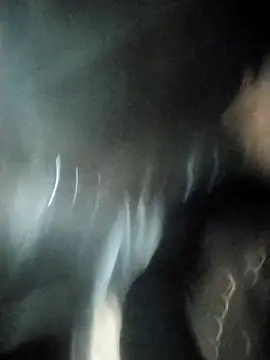 Snapshot of Nhyy_xx chatting on 12/16/25, 09:47 Nhyy xx online show from 12/16/25, 09:47