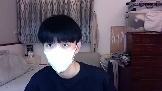 kai101010 online show from 11/20/25, 12:38