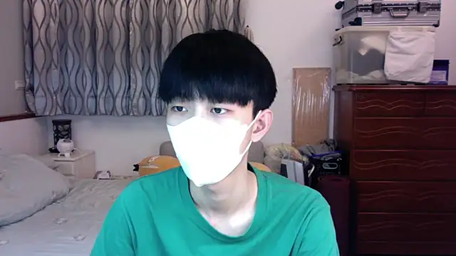 kai101010 online show from 11/25/25, 02:28