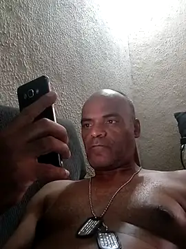 Snapshot of JeffersonRay chatting on 11/11/25, 11:32 JeffersonRay online show from 11/11/25, 11:32