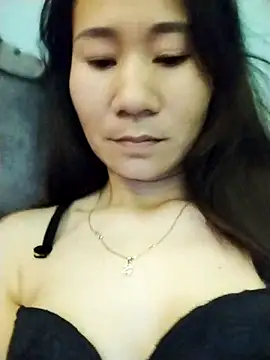 Snapshot of Girl_sexy98 chatting on 02/25/26, 03:32 Girl sexy98 online show from 02/25/26, 03:32