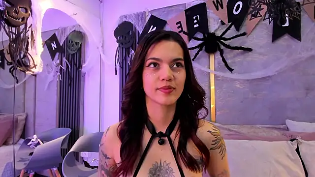 Snapshot of Vero_Jenkins chatting on 11/01/25, 02:08 Vero Jenkins online show from 11/01/25, 02:08