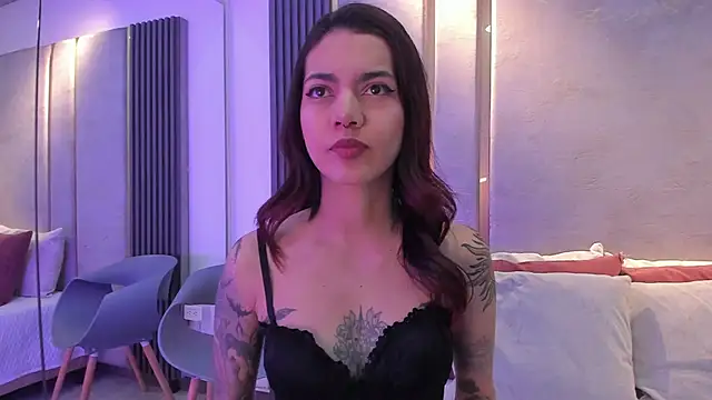 Snapshot of Vero_Jenkins chatting on 11/19/25, 01:00 Vero Jenkins online show from 11/19/25, 01:00