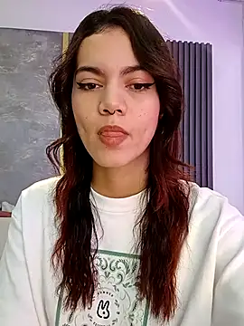 Snapshot of Vero_Jenkins chatting on 11/22/25, 01:32 Vero Jenkins online show from 11/22/25, 01:32