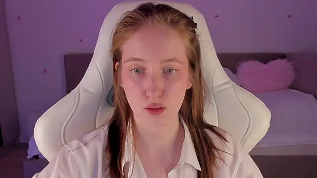 CrystalSoul  online show from 11/10/25, 09:14