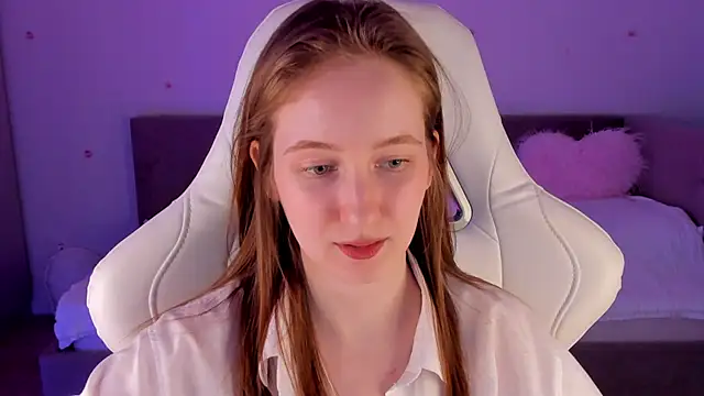 CrystalSoul  online show from 11/17/25, 11:27