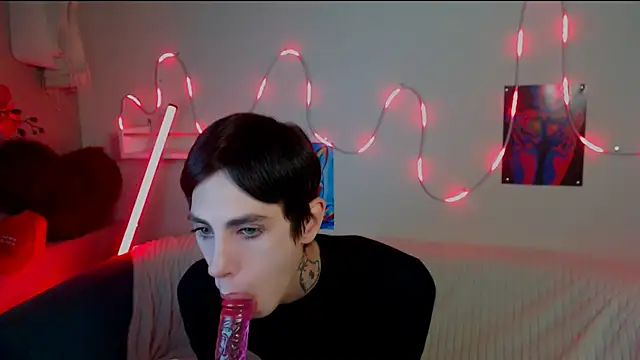 Snapshot of AlexNaughty14 chatting on 09/27/25, 07:46 AlexNaughty14 online show from 09/27/25, 07:46