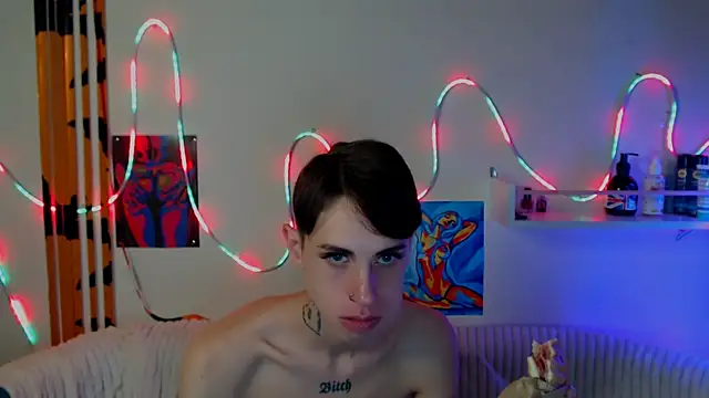 Snapshot of AlexNaughty14 chatting on 11/22/25, 12:48 AlexNaughty14 online show from 11/22/25, 12:48