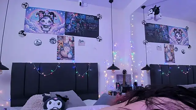 SabrinaV  online show from 03/09/26, 11:47