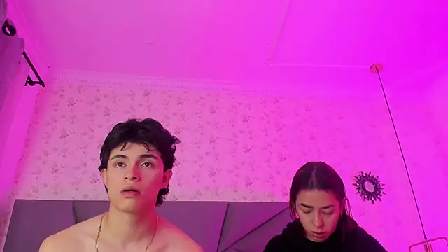 meganandtylerr19 online show from 11/24/25, 01:33