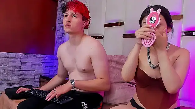 ANLLELOAndANGELA online show from 11/19/25, 03:23