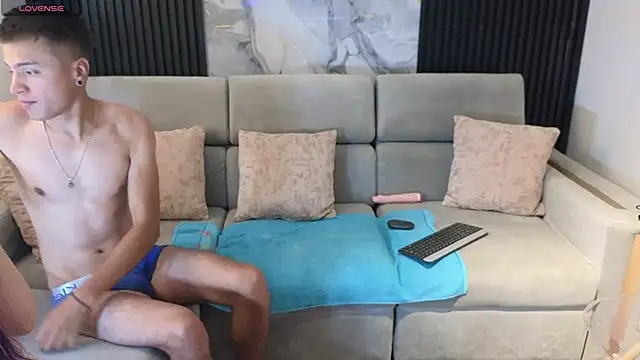 Snapshot of afrodita_aares chatting on 11/01/25, 08:11 afrodita aares online show from 11/01/25, 08:11