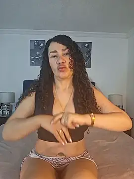 Lina 444 online show from 02/19/26, 12:06