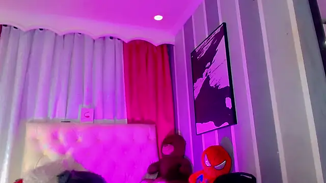 Julia Bulette1 online show from 04/11/26, 01:21