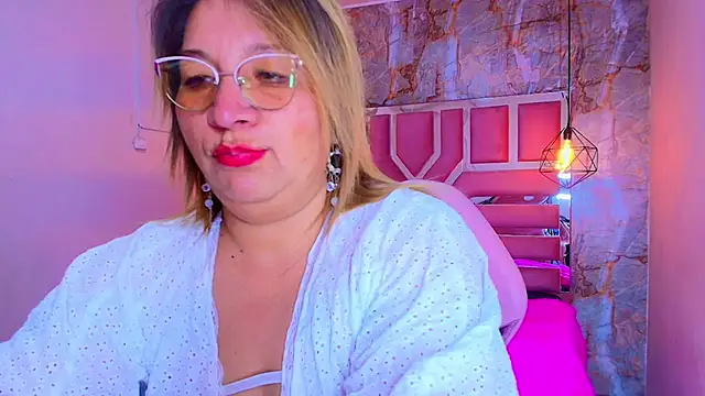 MaylinRosse  online show from 02/04/26, 07:09