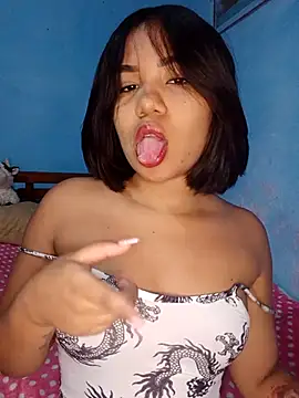 Snapshot of little_onixx chatting on 11/07/25, 12:05 little onixx online show from 11/07/25, 12:05