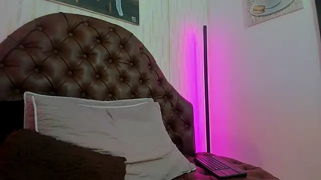 noah blake0 online show from 09/30/25, 02:38