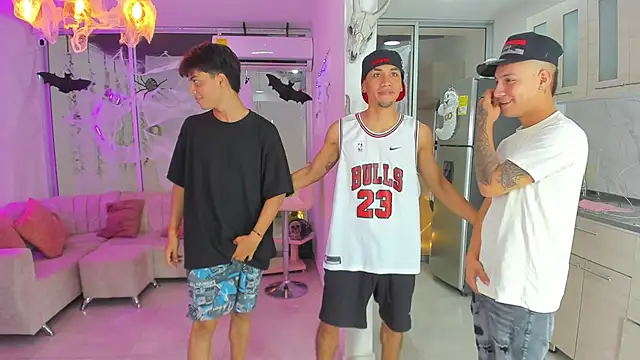 Houseofwarrios online show from 09/24/25, 05:55