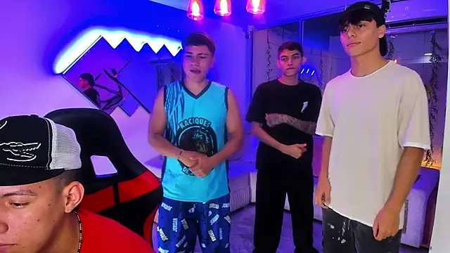 Houseofwarrios online show from 12/21/25, 05:36