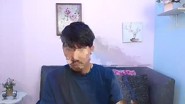 Snapshot of David_925_ chatting on 09/19/25, 04:14 David 925 online show from 09/19/25, 04:14