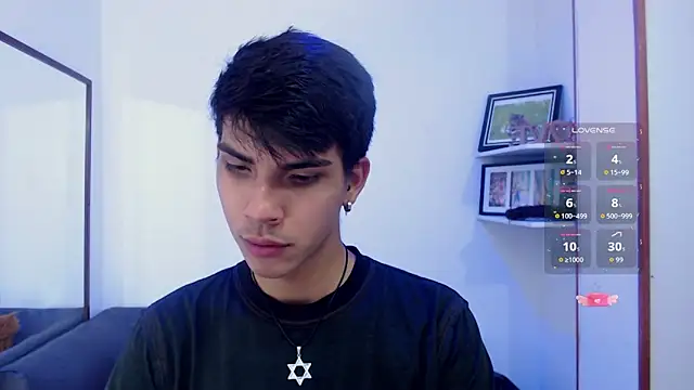 Snapshot of David_925_ chatting on 11/09/25, 05:28 David 925 online show from 11/09/25, 05:28