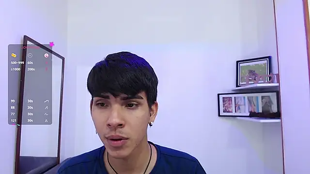 Snapshot of David_925_ chatting on 11/14/25, 04:11 David 925 online show from 11/14/25, 04:11