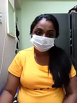 queendivya online show from 09/25/25, 10:35