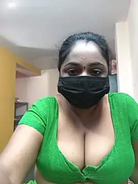 queendivya online show from 02/19/26, 04:30