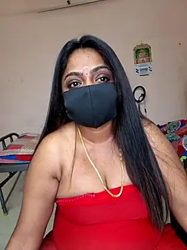 Snapshot of queendivya chatting on 05/23/26, 01:00 queendivya online show from 05/23/26, 01:00
