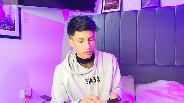 Erick Velveth online show from 03/31/26, 05:52