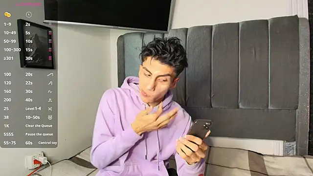 Erick Velveth online show from 04/19/26, 05:07