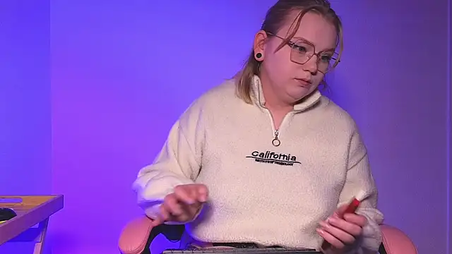 lame cat online show from 10/02/25, 12:28