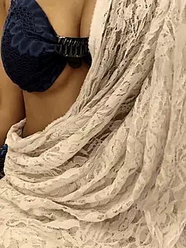 Snapshot of Sweets-jaanu chatting on 11/19/25, 05:18 Sweets-jaanu online show from 11/19/25, 05:18