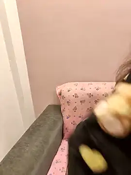 Snapshot of Sweets-jaanu chatting on 12/13/25, 07:53 Sweets-jaanu online show from 12/13/25, 07:53