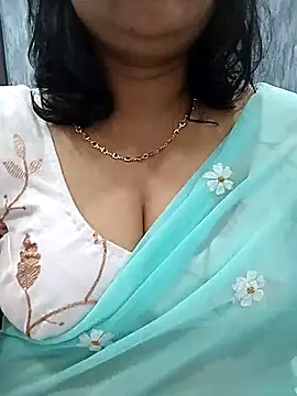 Snapshot of divya-jannu chatting on 11/05/25, 05:57 divya-jannu online show from 11/05/25, 05:57