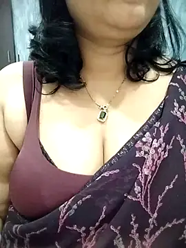 Snapshot of divya-jannu chatting on 11/08/25, 08:07 divya-jannu online show from 11/08/25, 08:07