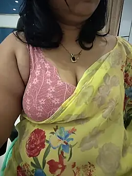 Snapshot of divya-jannu chatting on 12/05/25, 04:14 divya-jannu online show from 12/05/25, 04:14