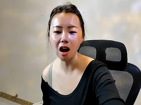 sallycui online show from 09/25/25, 10:57