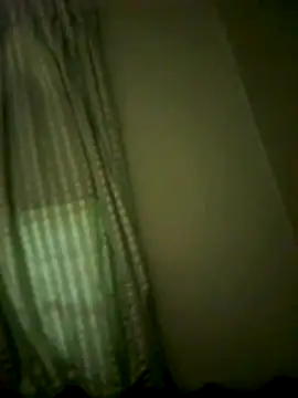 crish09 online show from 10/31/25, 04:02