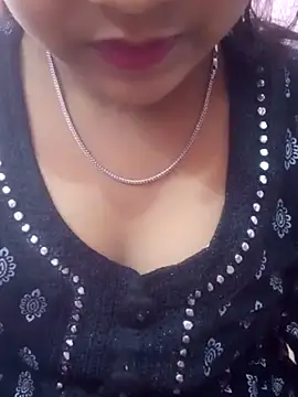 pari rani7 online show from 02/10/26, 03:54