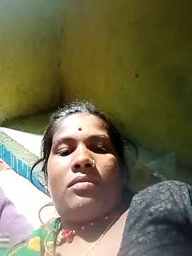 Snapshot of Soya8080 chatting on 09/30/25, 02:55 Soya8080 online show from 09/30/25, 02:55