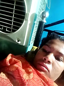 Snapshot of Soya8080 chatting on 10/19/25, 12:11 Soya8080 online show from 10/19/25, 12:11