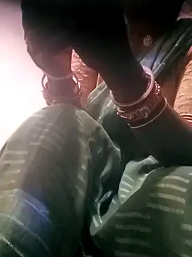 Snapshot of Soya8080 chatting on 11/01/25, 09:17 Soya8080 online show from 11/01/25, 09:17