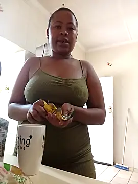 BubblyBeautiful online show from 11/22/25, 10:47